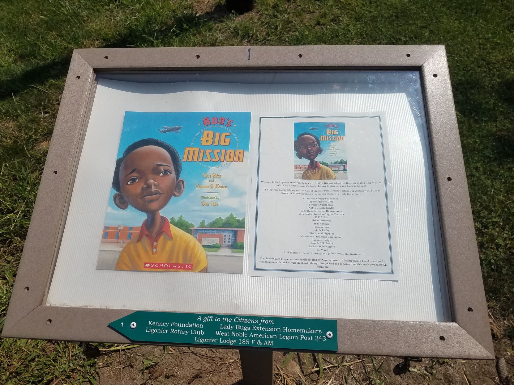 LPL displays ‘Ron’s Big Mission’ for Storywalk